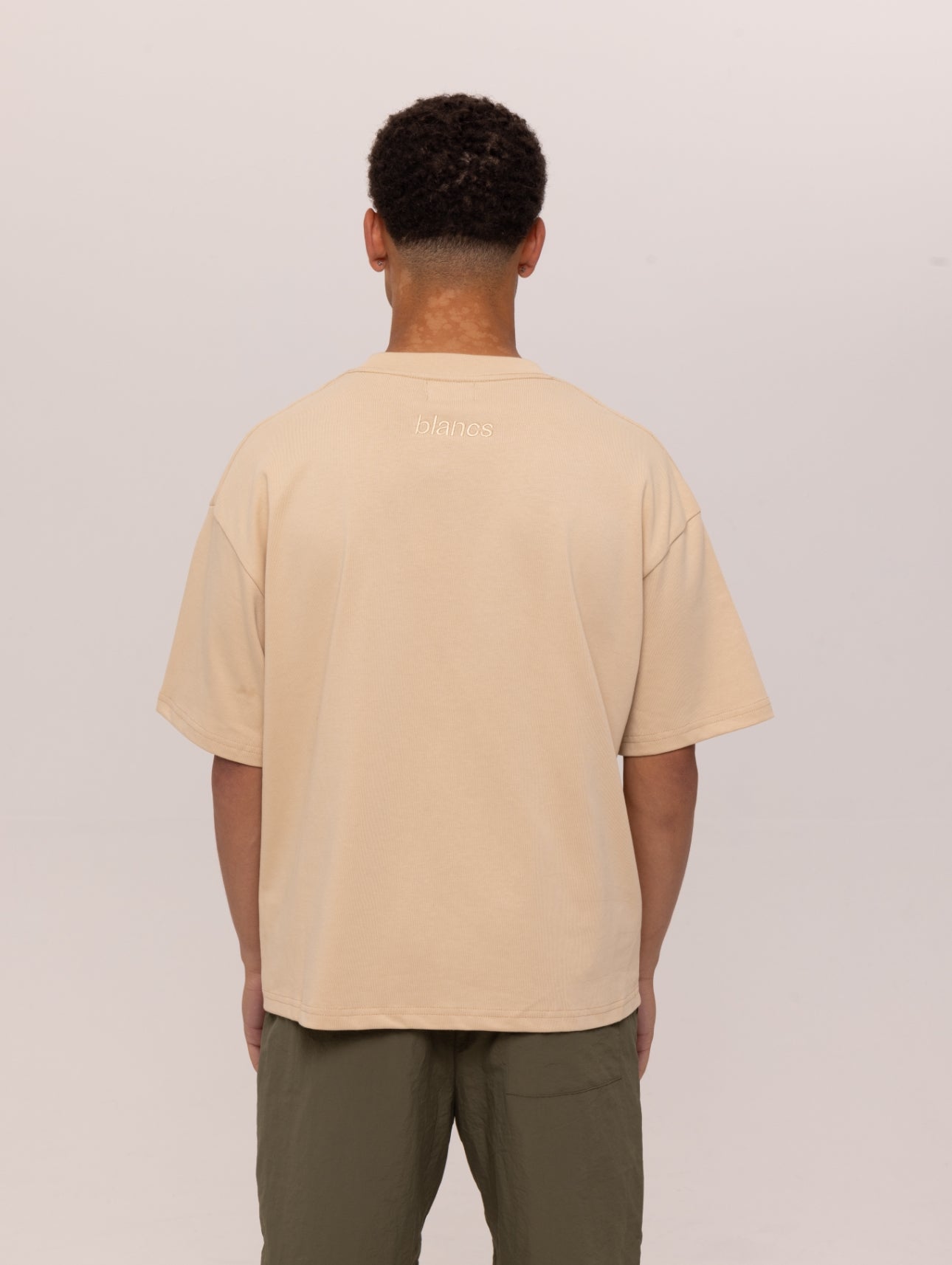 BLANCS CLASSIC LOGO TEE - SAND
