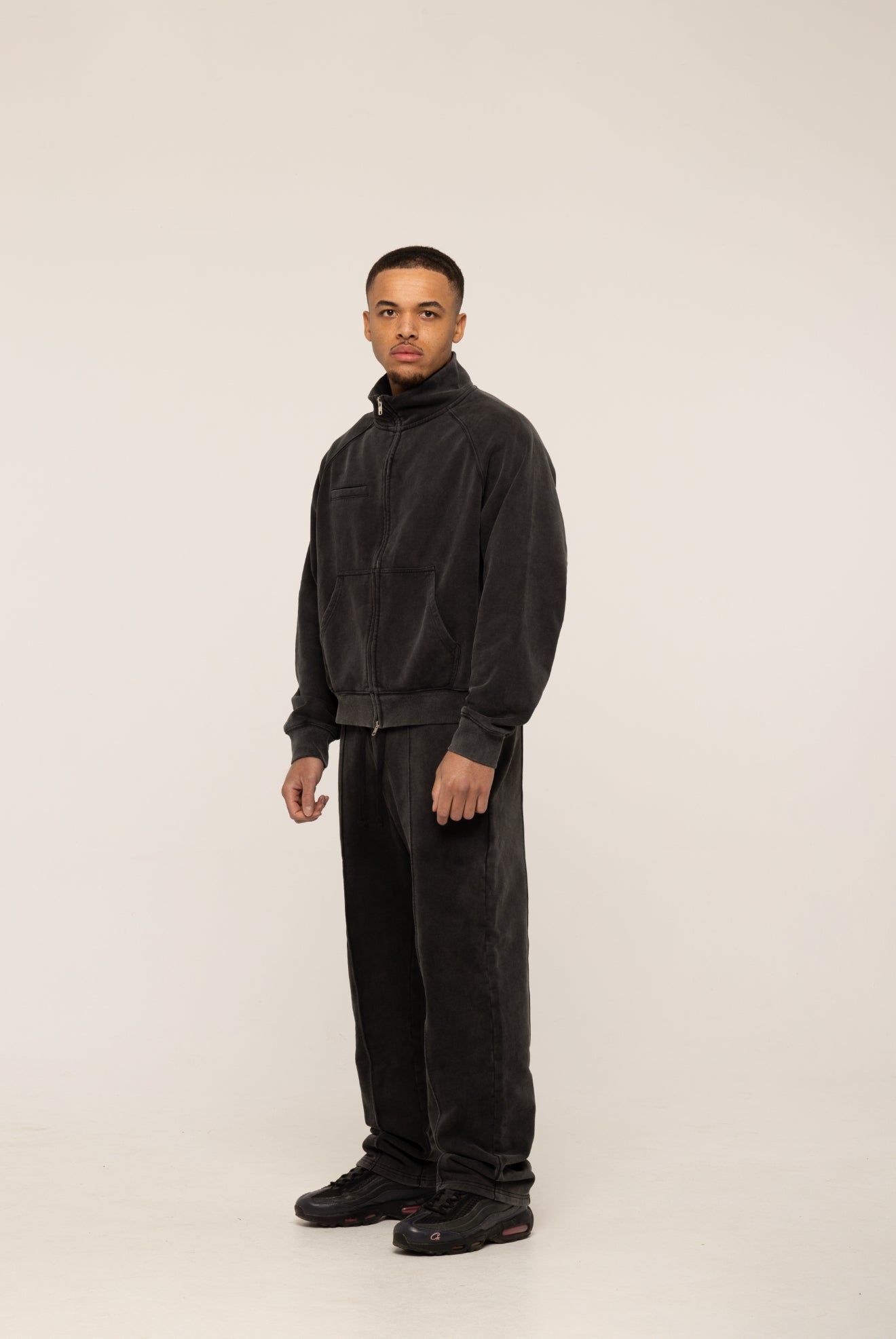 BLANCS TRACK JACKET - WASHED BLACK